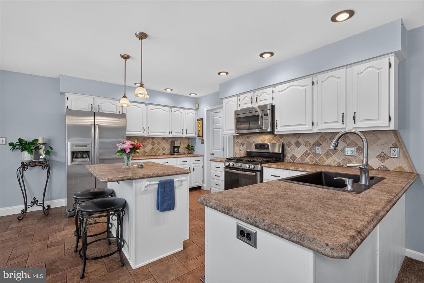 6128 Wallingford Way photo 12