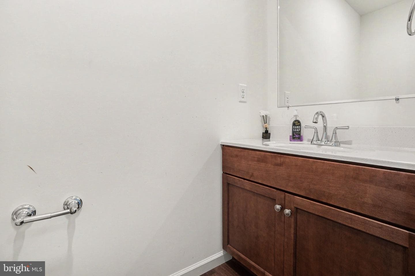 23 Essex Drive photo 12