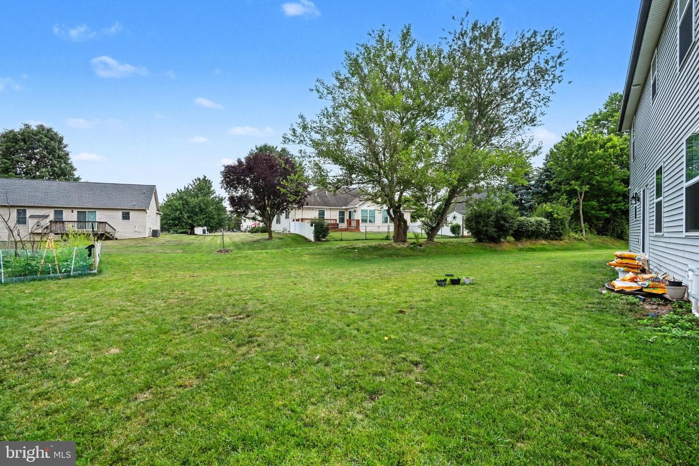 23 Essex Drive photo 24
