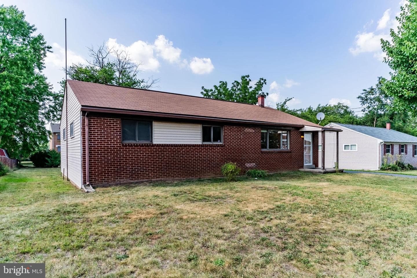 11 W Dulles Drive, Camp Hill