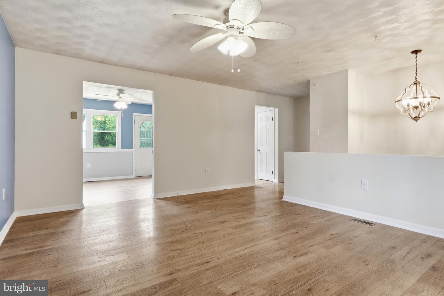 1123 York Road photo 8