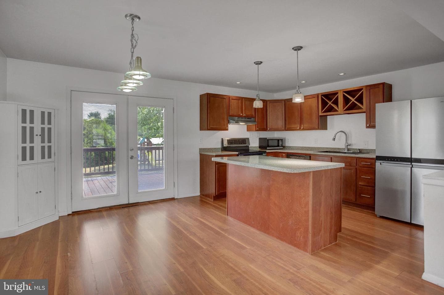16 E Beale Avenue photo 11