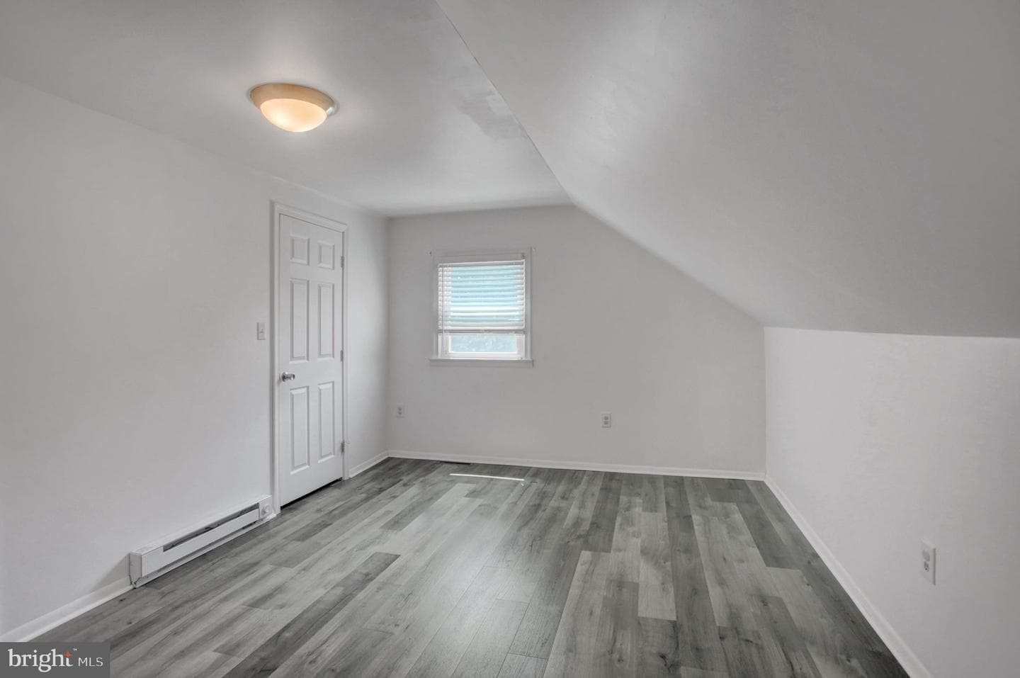 16 E Beale Avenue photo 26