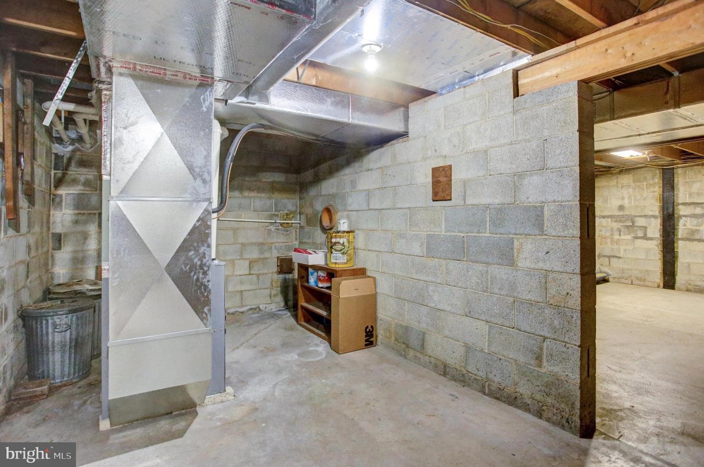 16 E Beale Avenue photo 29