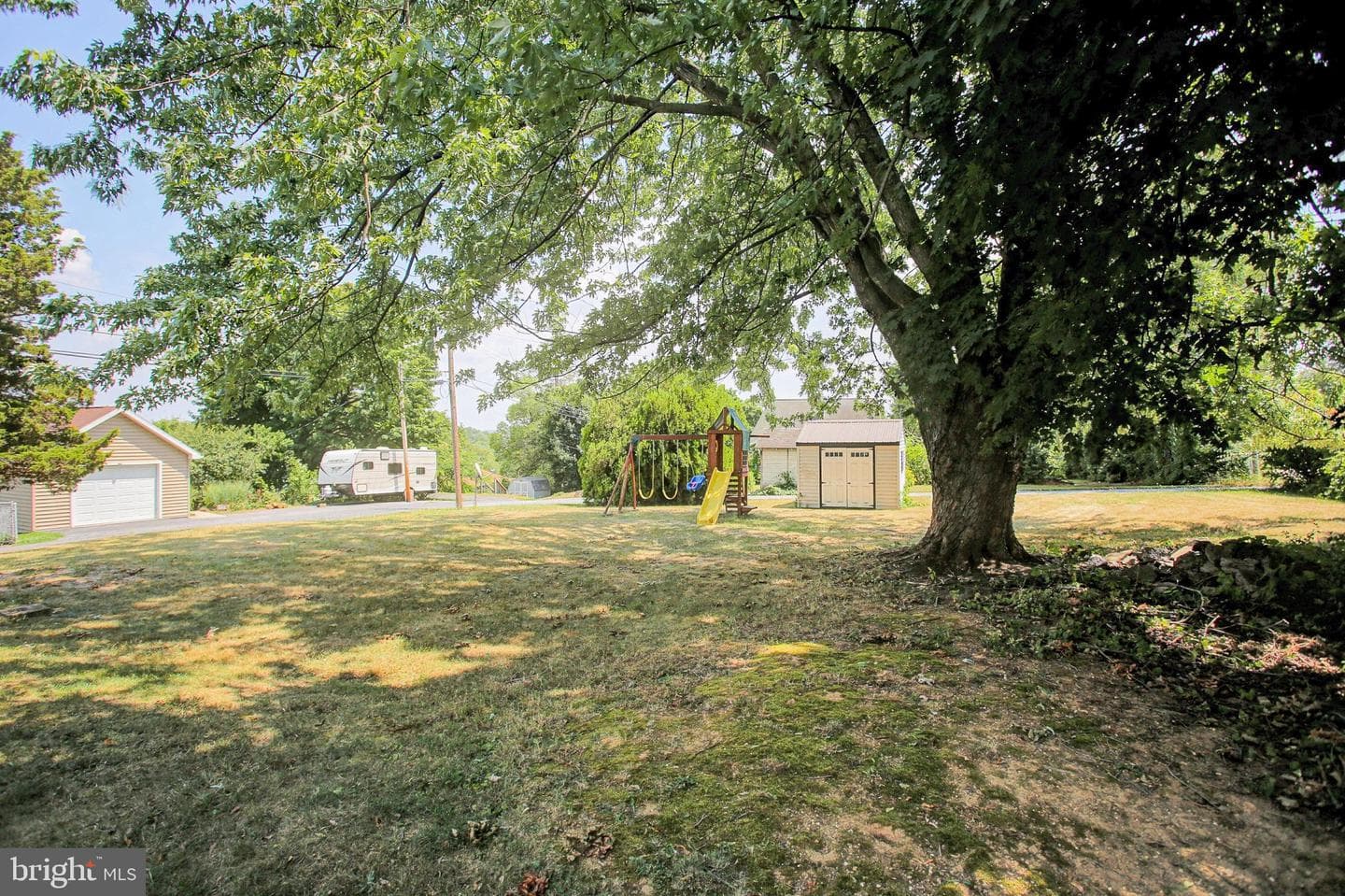 16 E Beale Avenue photo 33