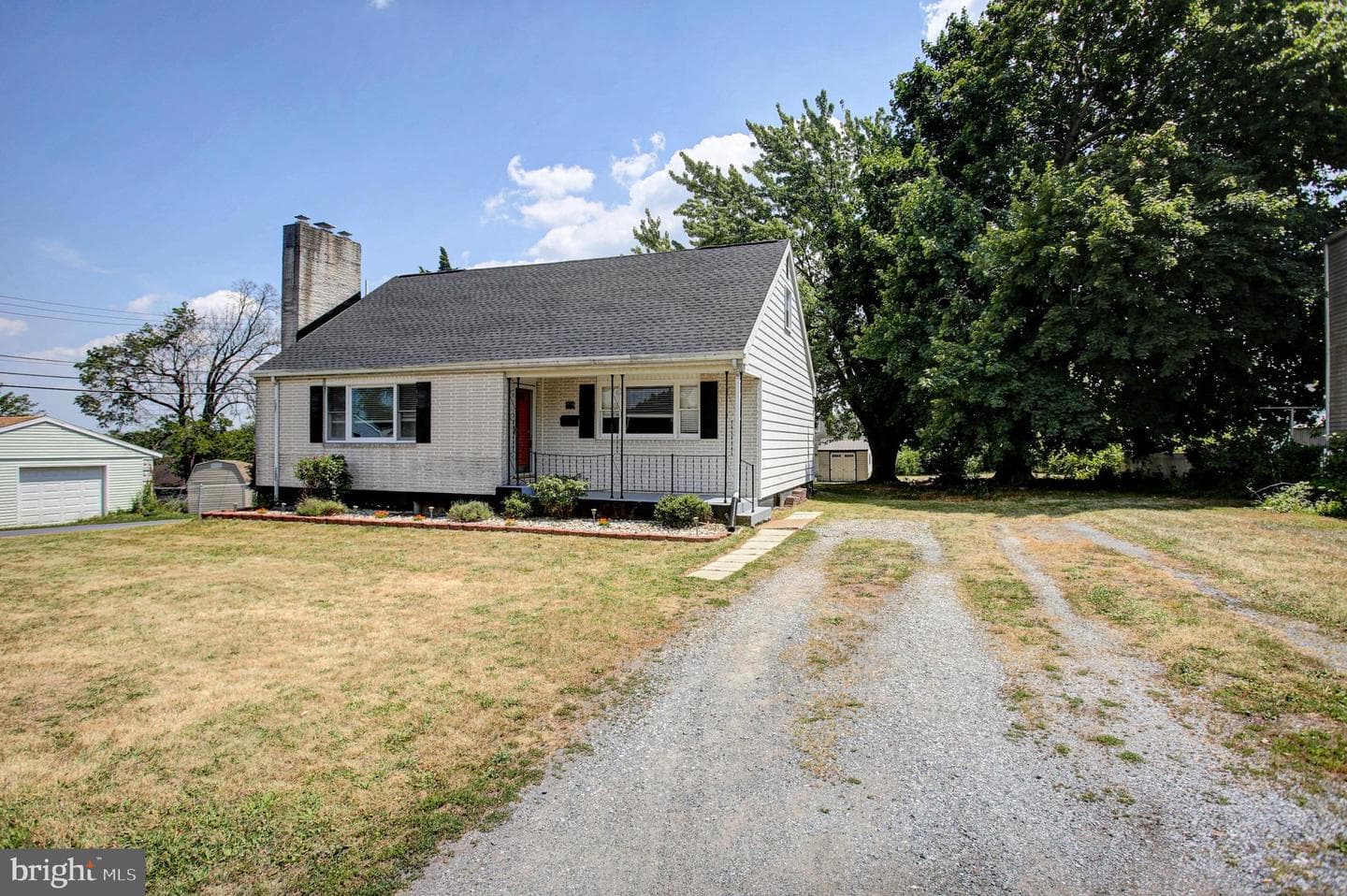 16 E Beale Avenue photo 4