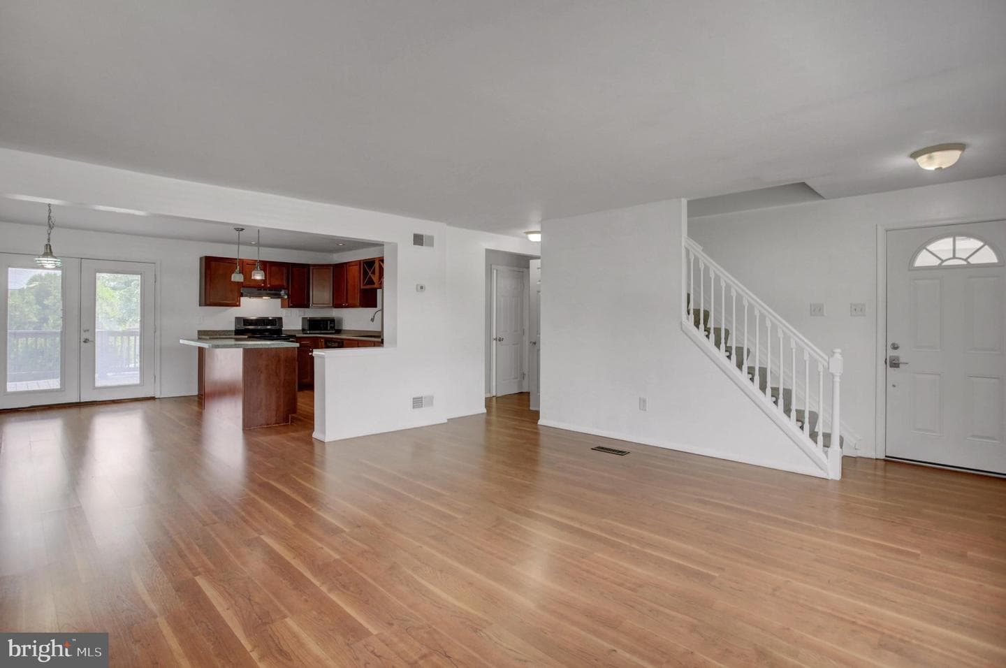 16 E Beale Avenue photo 7