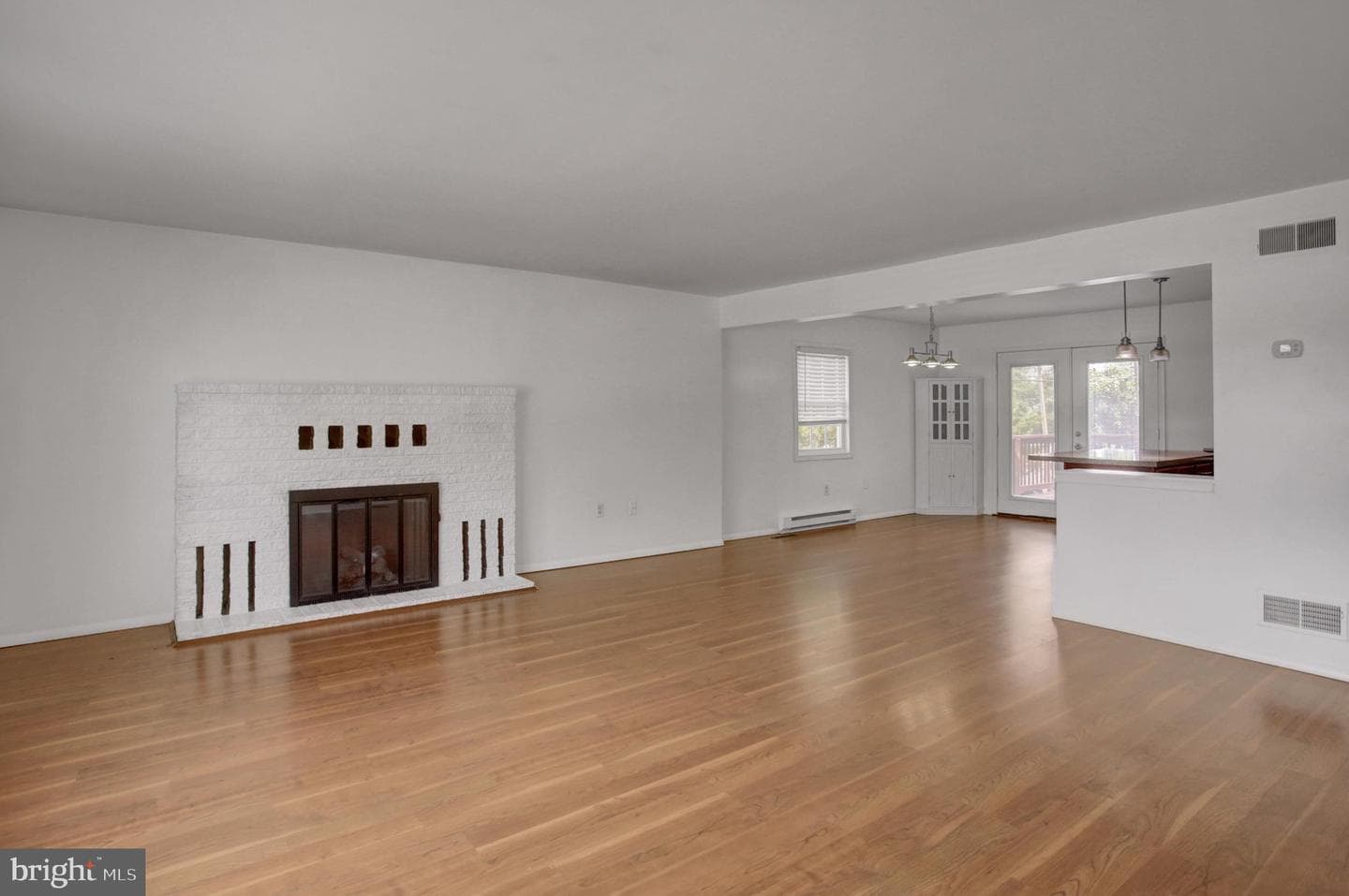 16 E Beale Avenue photo 9