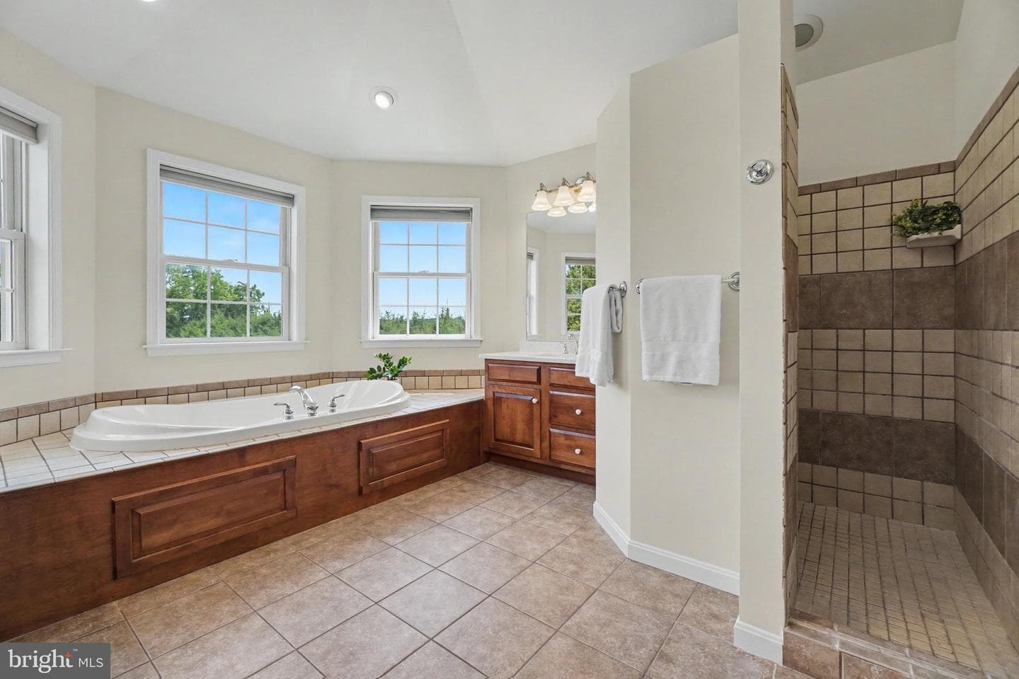 2 Ridge Drive photo 22