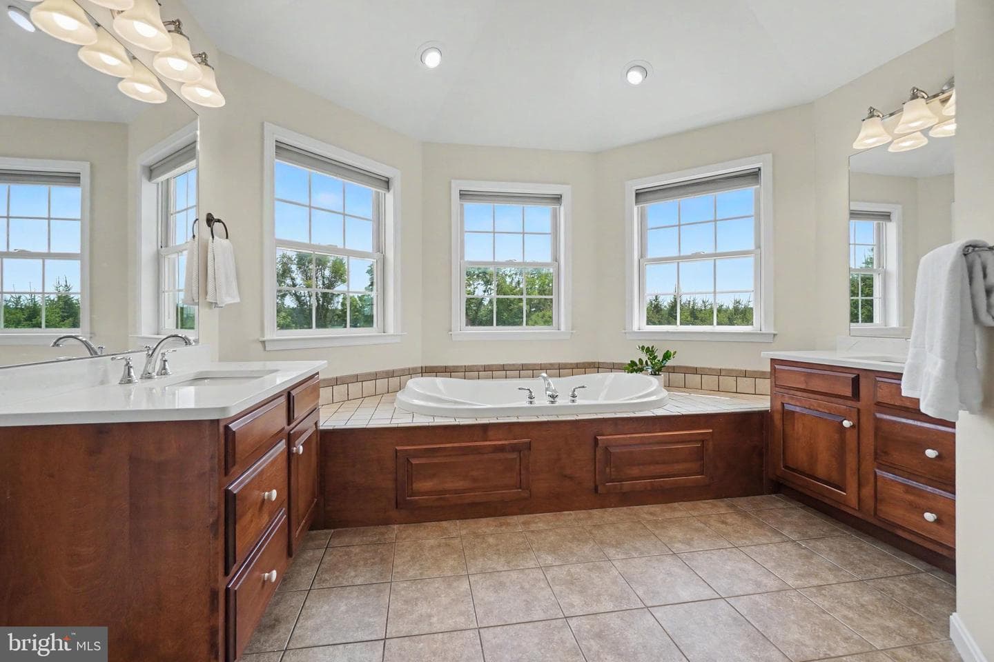 2 Ridge Drive photo 23