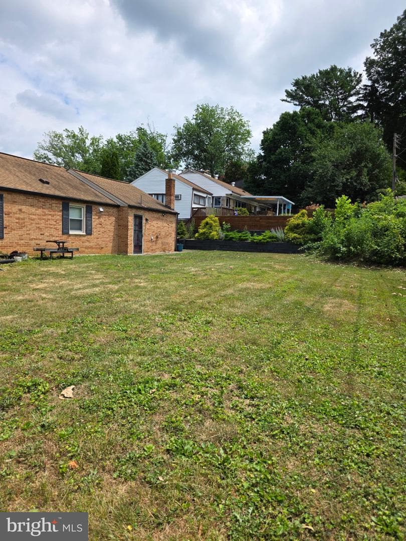 918 Allen photo 19
