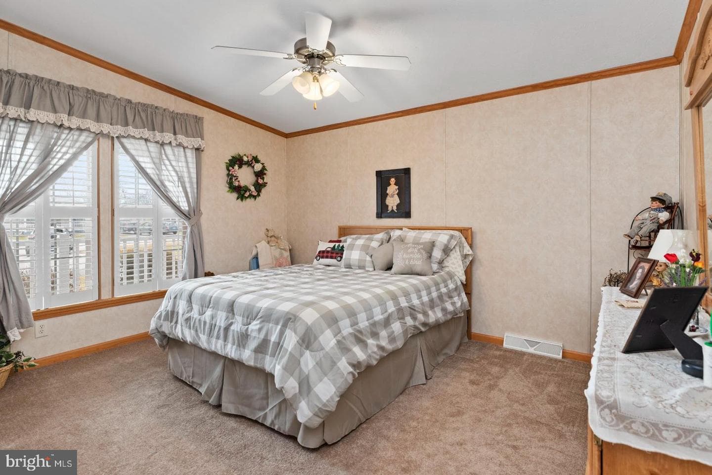 30 Adele Ave photo 25