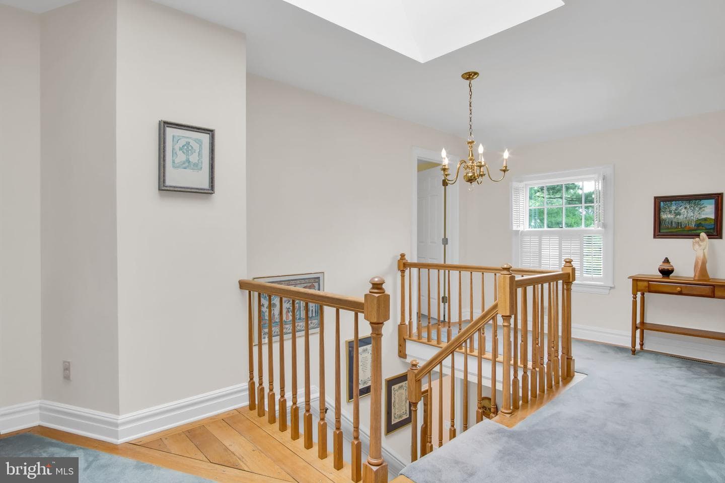 223 W Lisburn Road photo 28