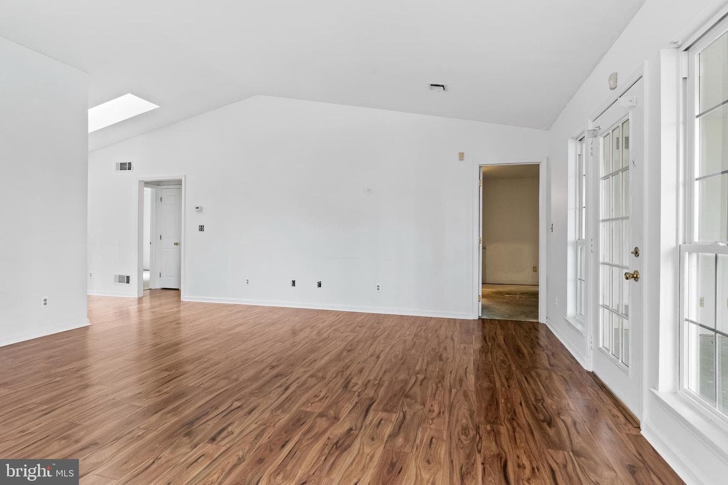 15 Thornhill Court photo 14