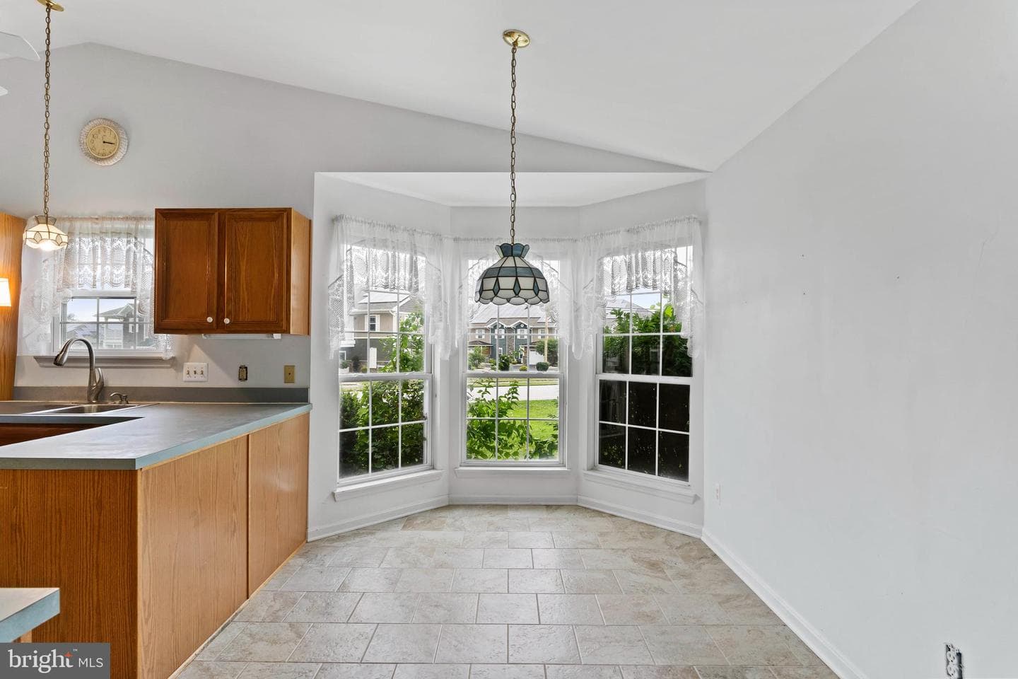 15 Thornhill Court photo 6