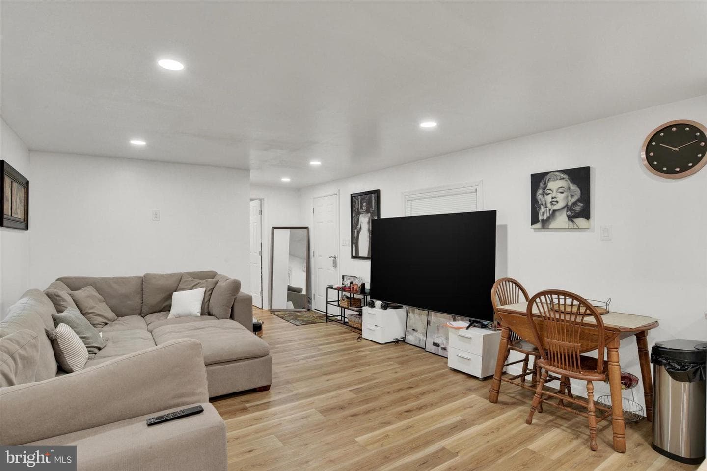6 Buttonwood Lane photo 3