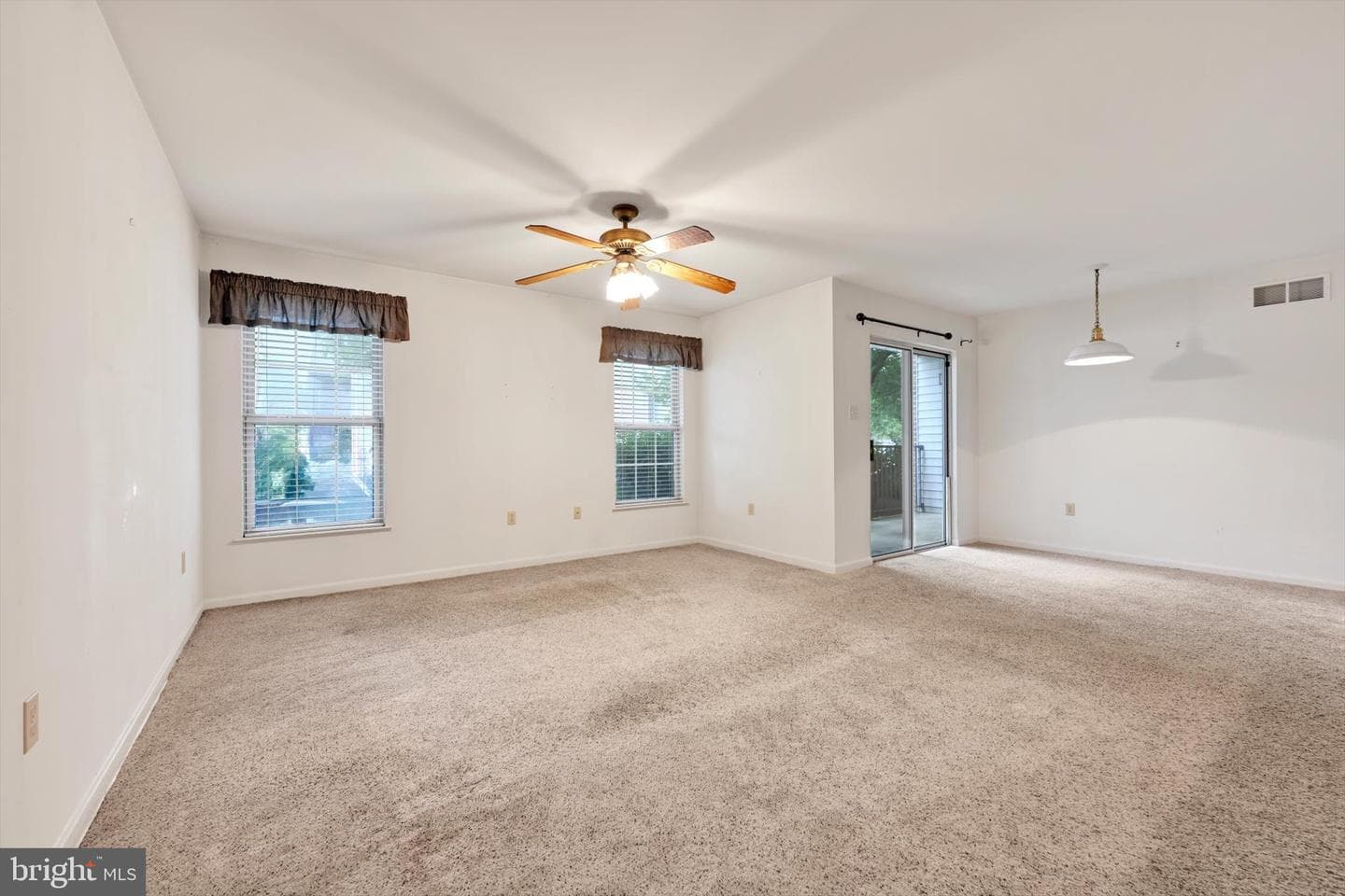 5401 Oxford Drive #11 photo 10