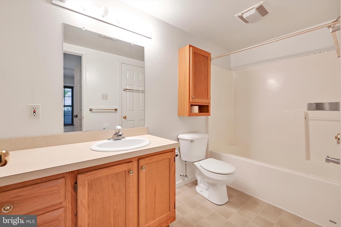 5401 Oxford Drive #11 photo 18