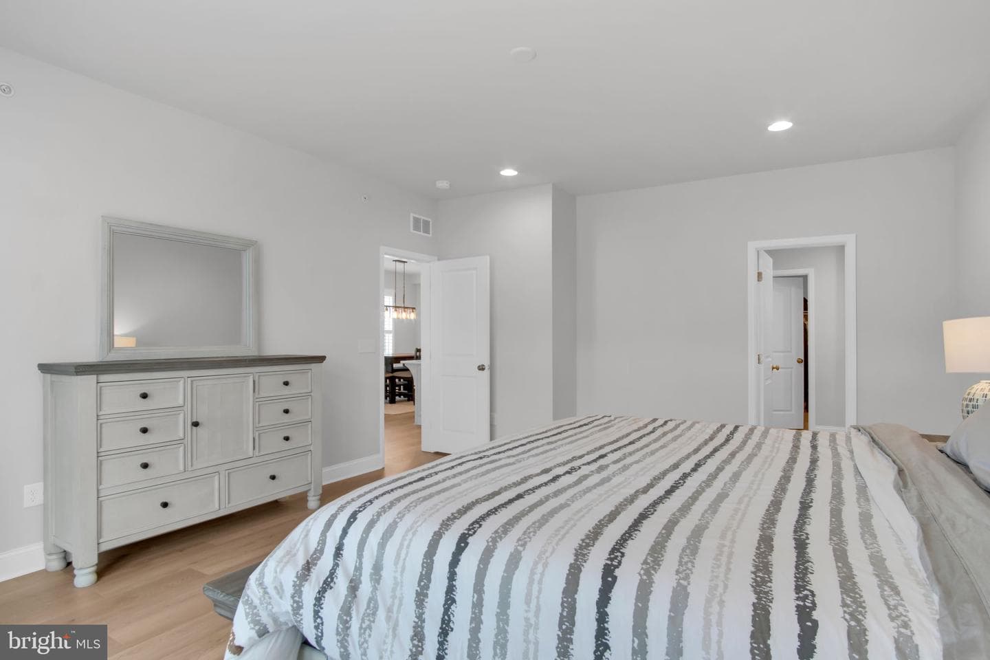 1319 Arlington Way photo 18