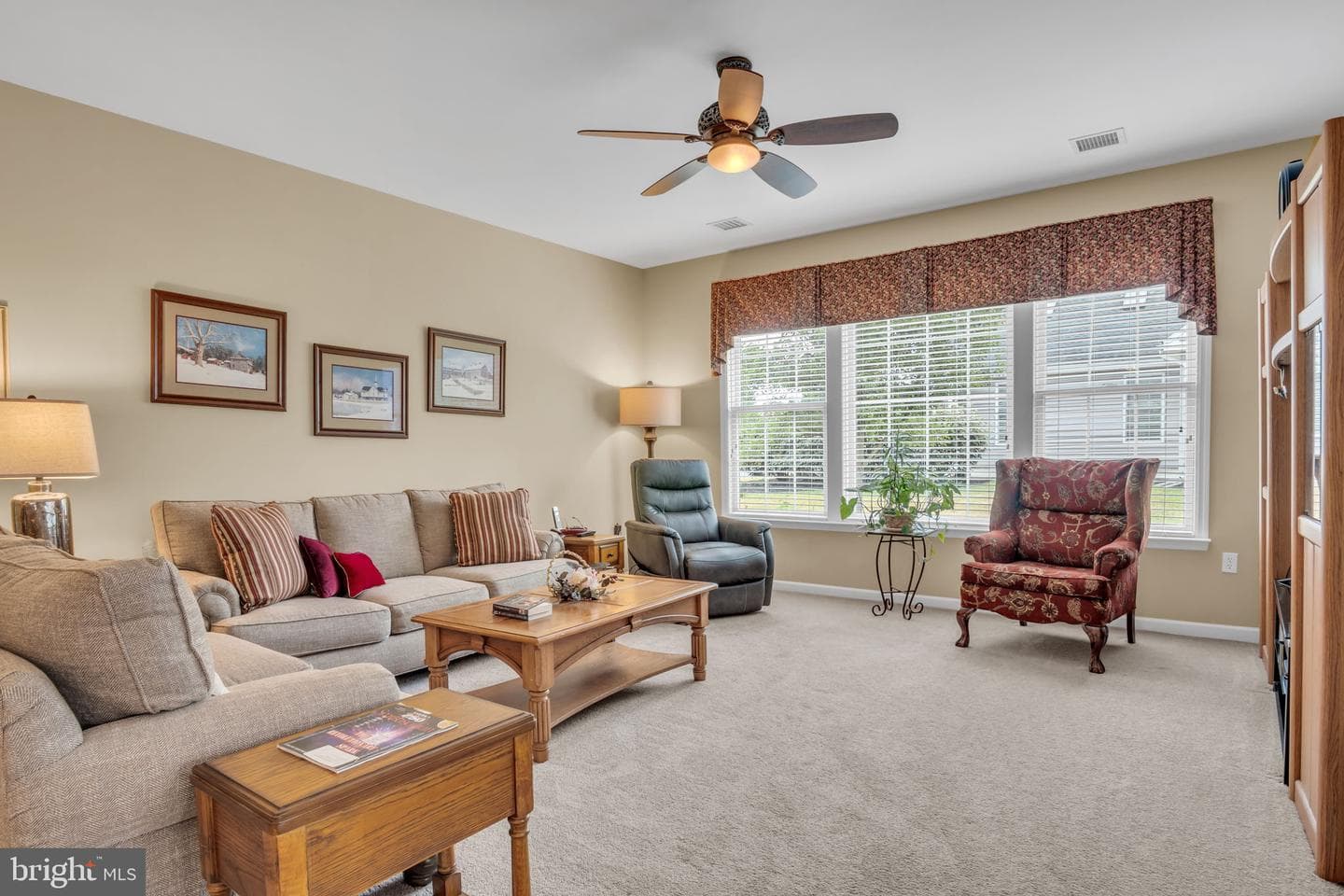 298 Founders Way photo 18
