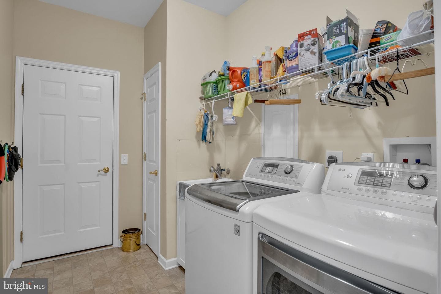 298 Founders Way photo 33