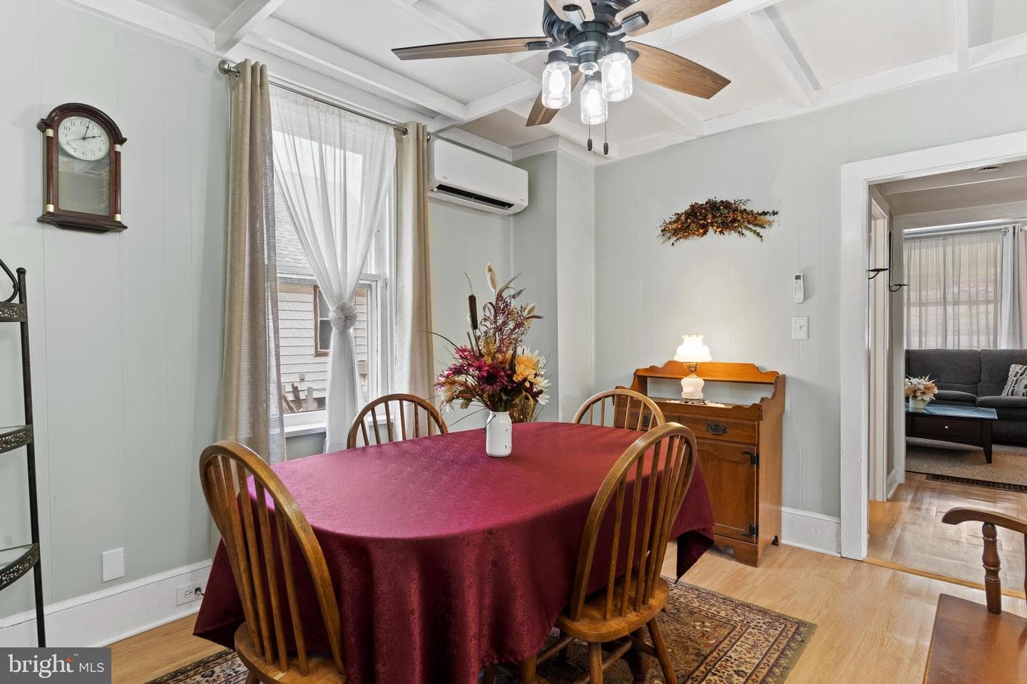 23 E Shady Lane photo 15