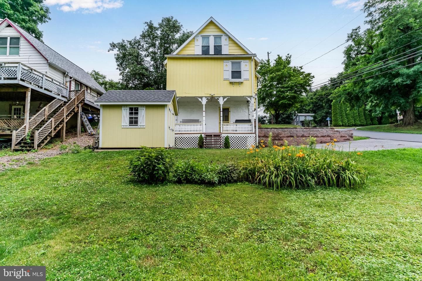 23 E Shady Lane photo 26