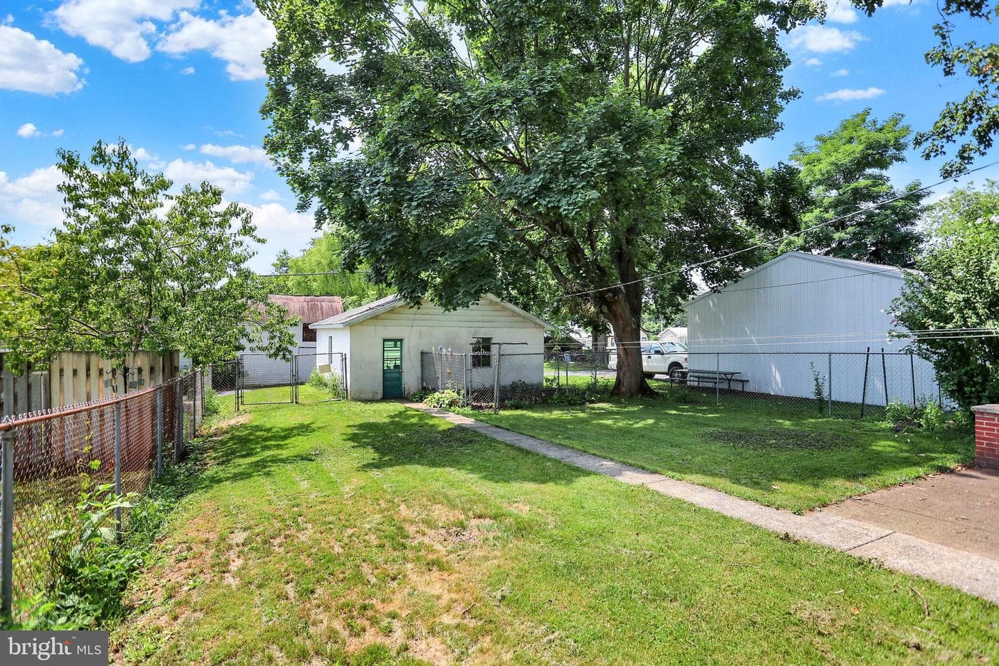 14 Chestnut Street photo 29