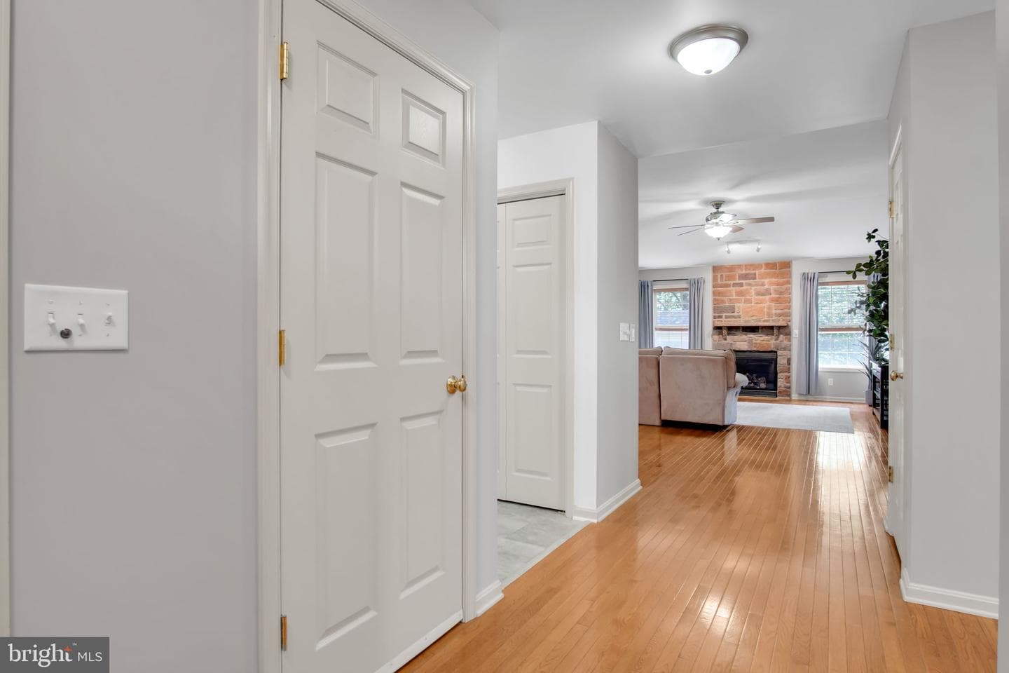 42 Ridge Avenue photo 10