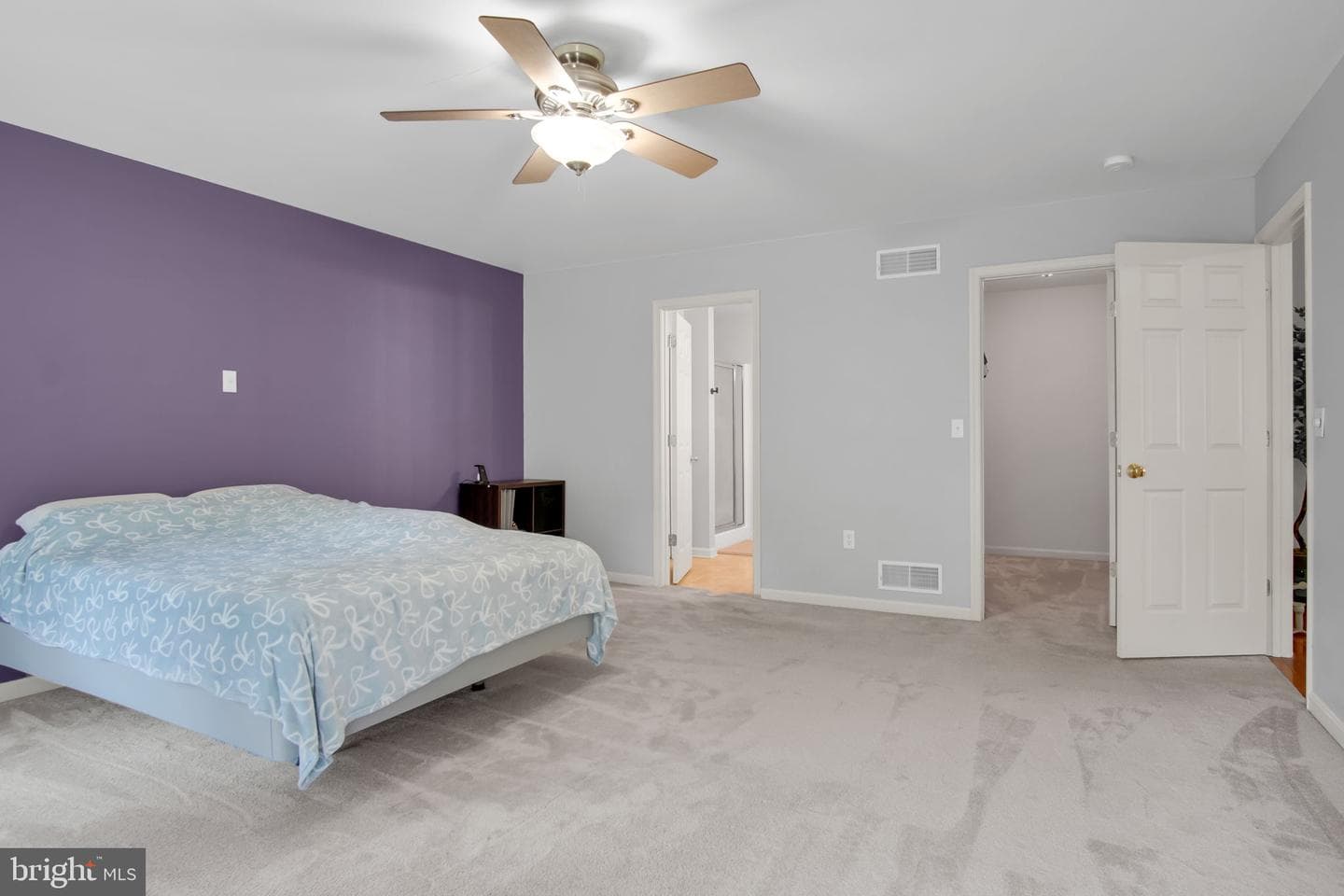 42 Ridge Avenue photo 12