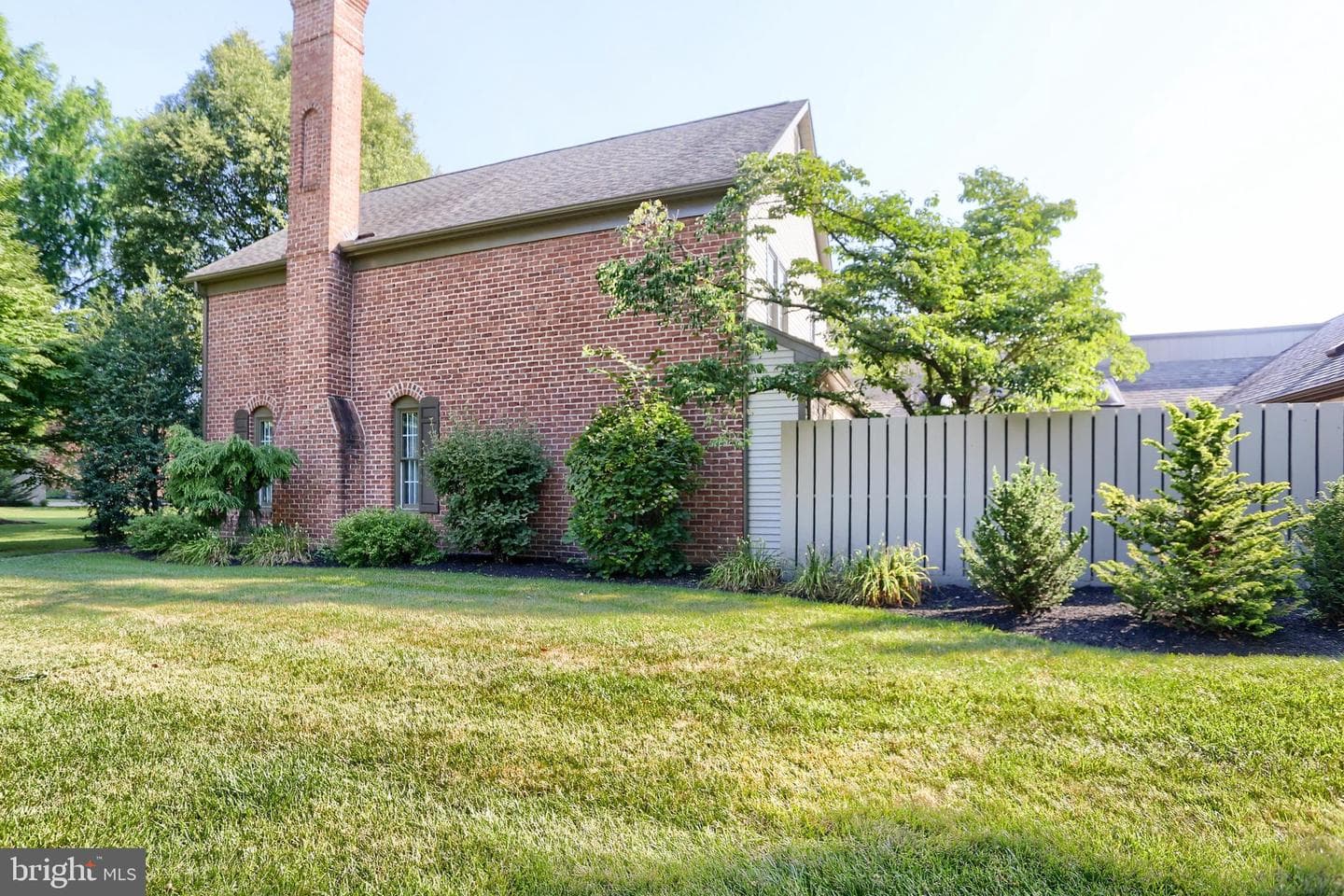 14 Kensington Square photo 39