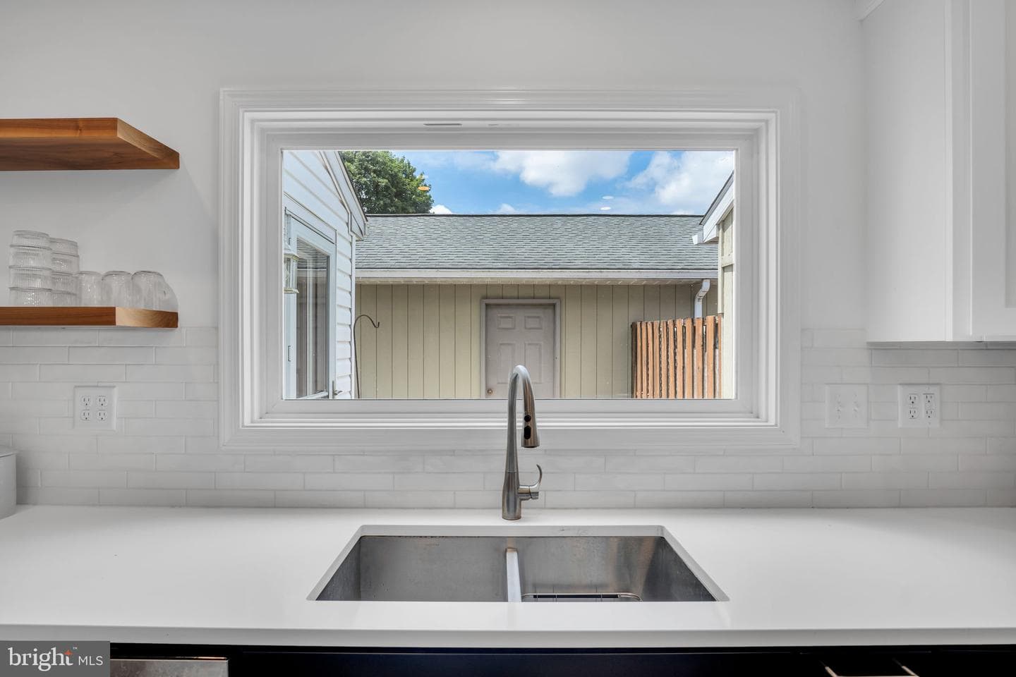 477 Delancey Court photo 15