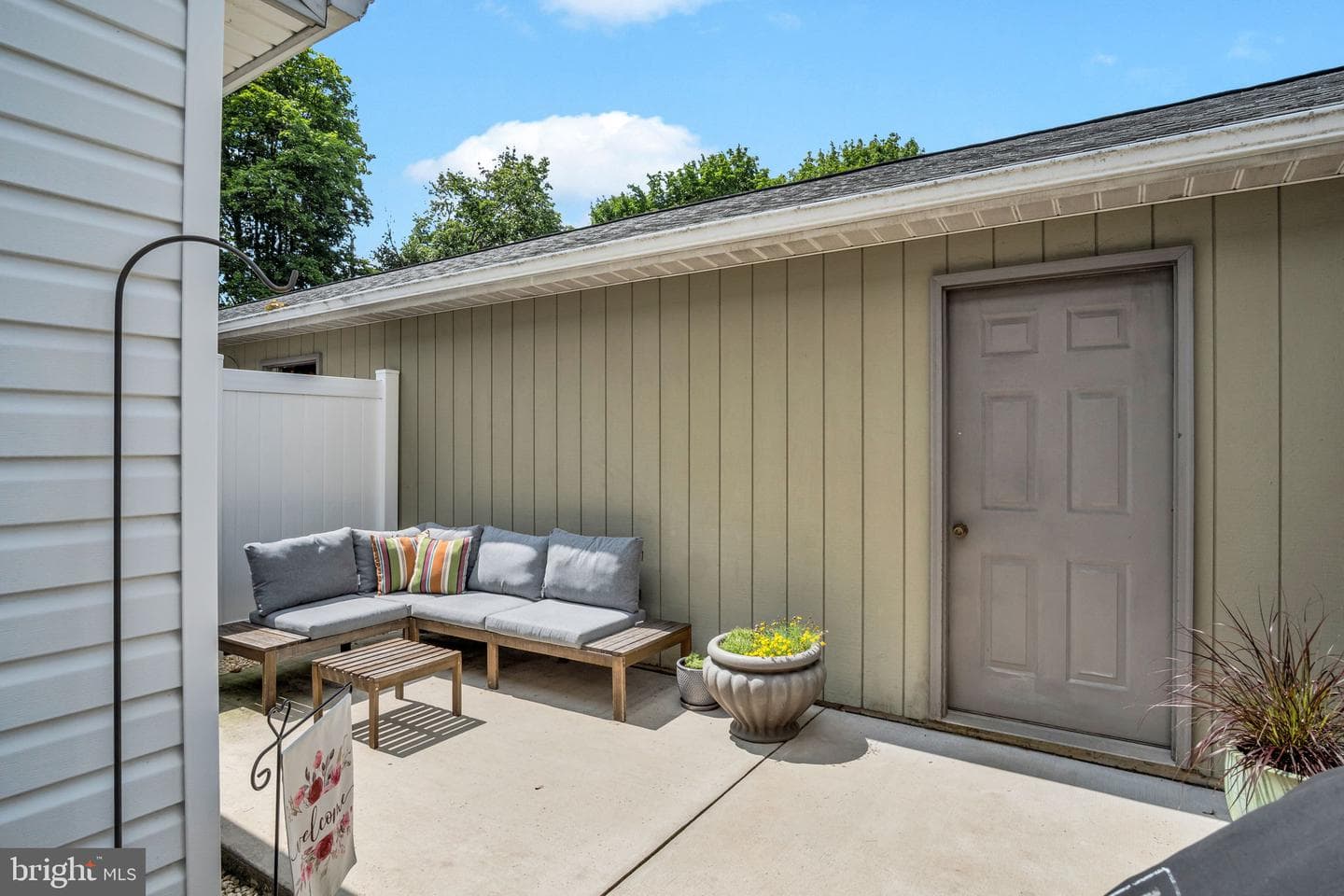 477 Delancey Court photo 27