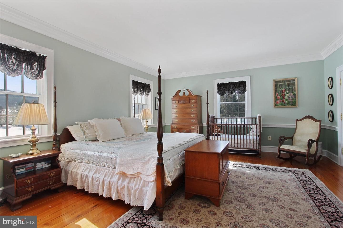 60 Southside Drive photo 32