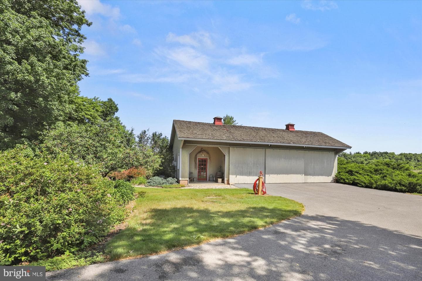 60 Southside Drive photo 56
