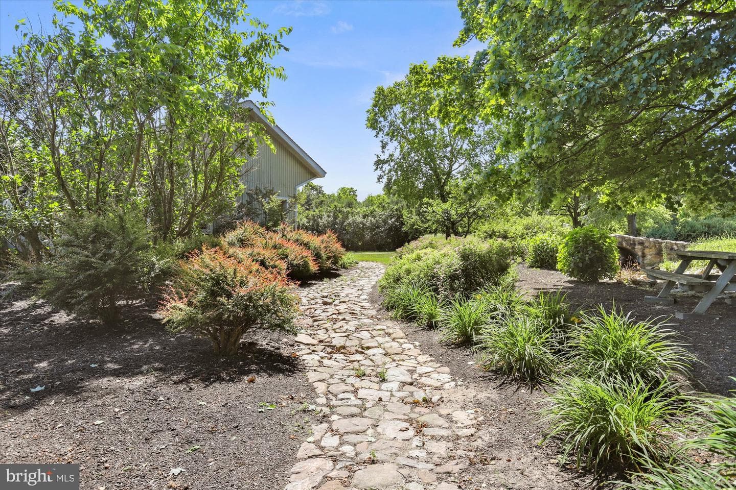 60 Southside Drive photo 59