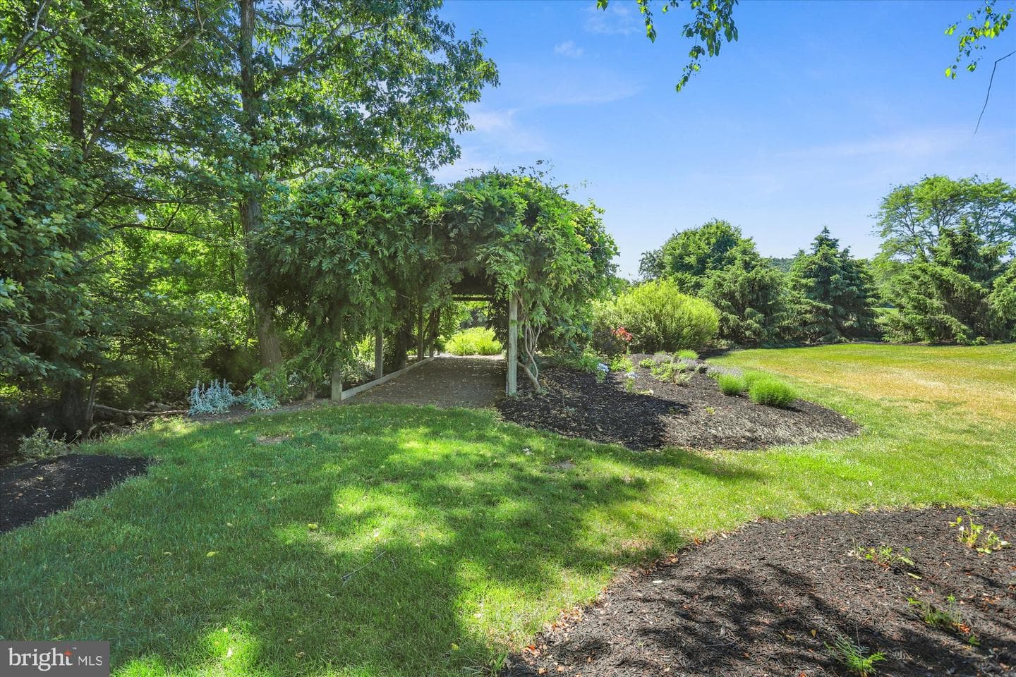 60 Southside Drive photo 63
