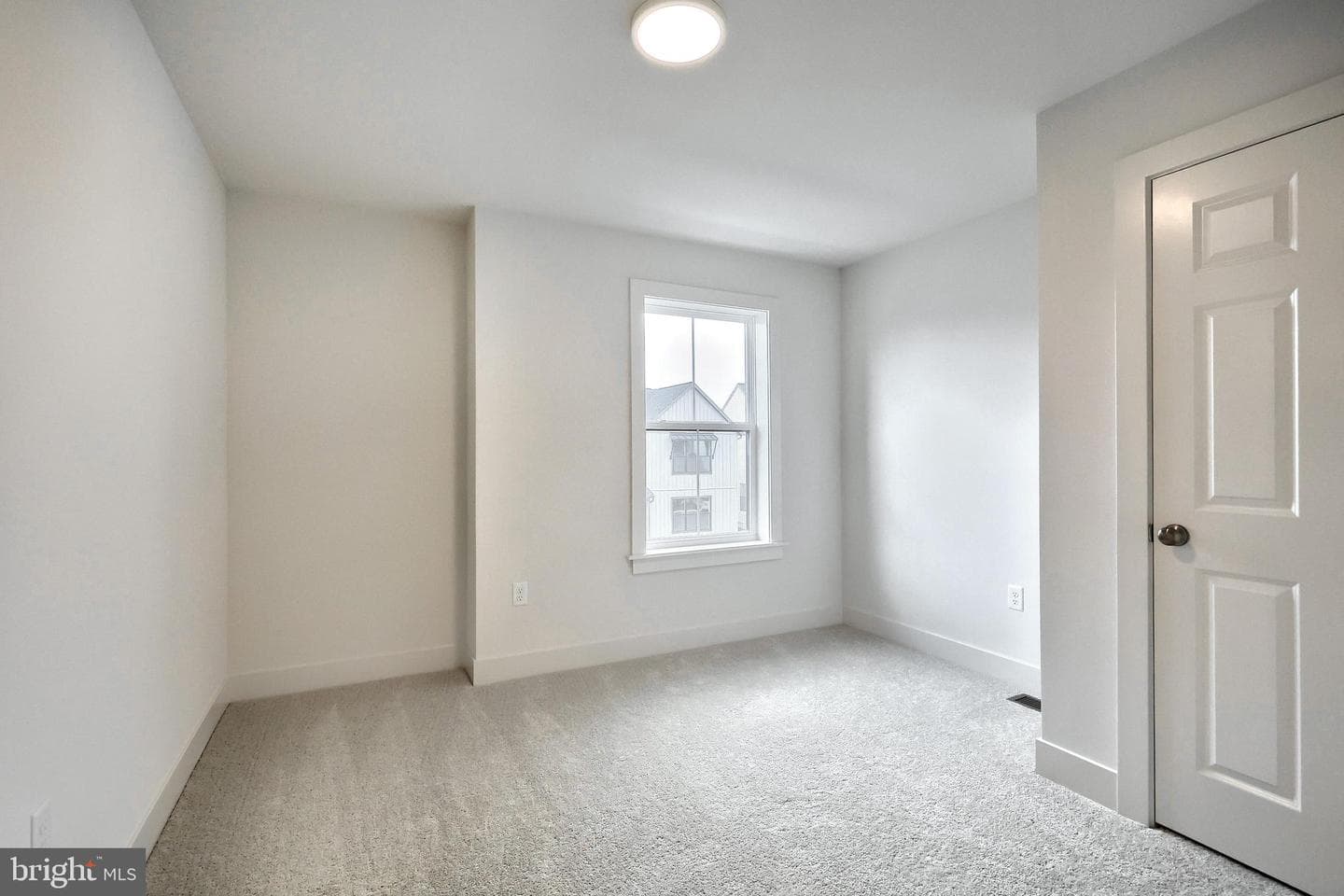 102 Madison Drive photo 19