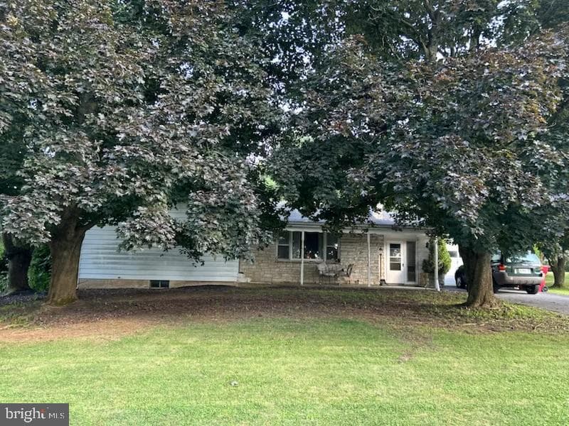 82 Carlisle Road, Newville