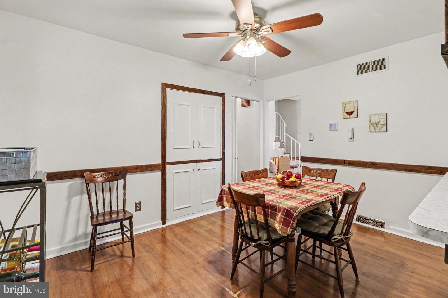 414 Appletree Road photo 8