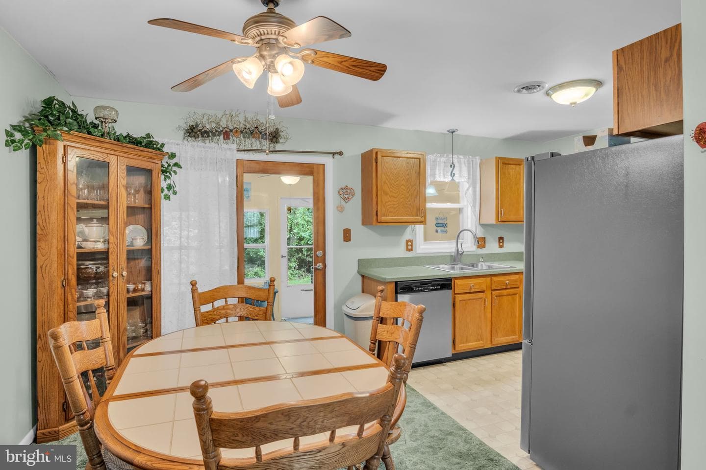 4522 Linden Avenue photo 11