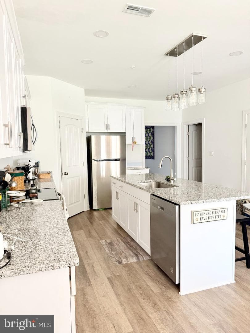 134 Stephenson Road photo 4