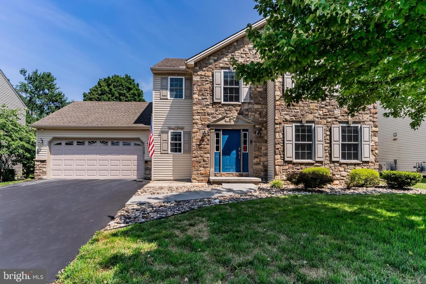 112 Hilltop Court, Camp Hill