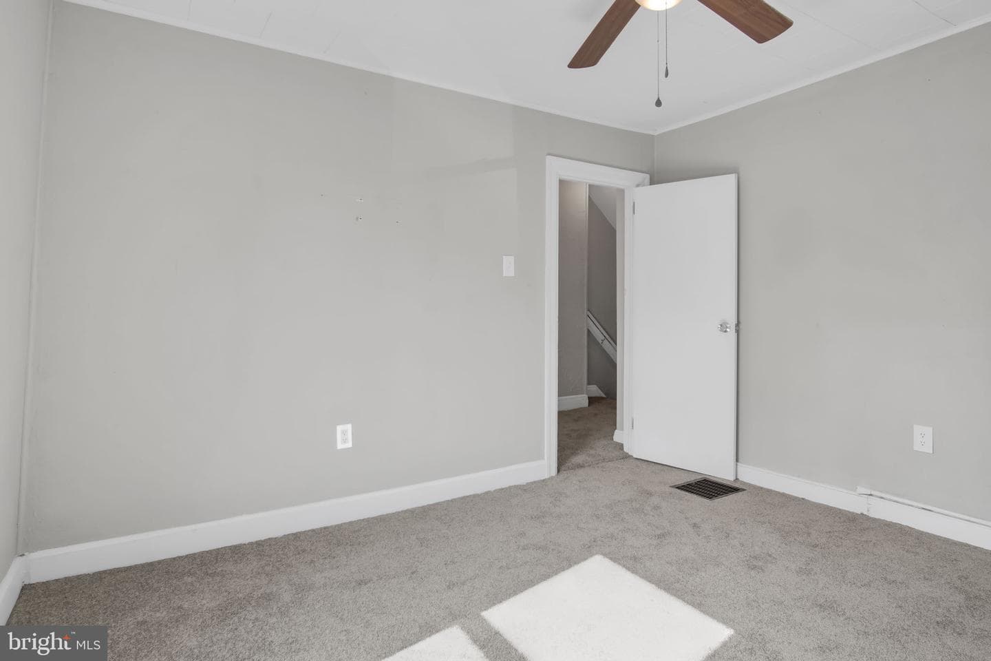 151 S East Street photo 14
