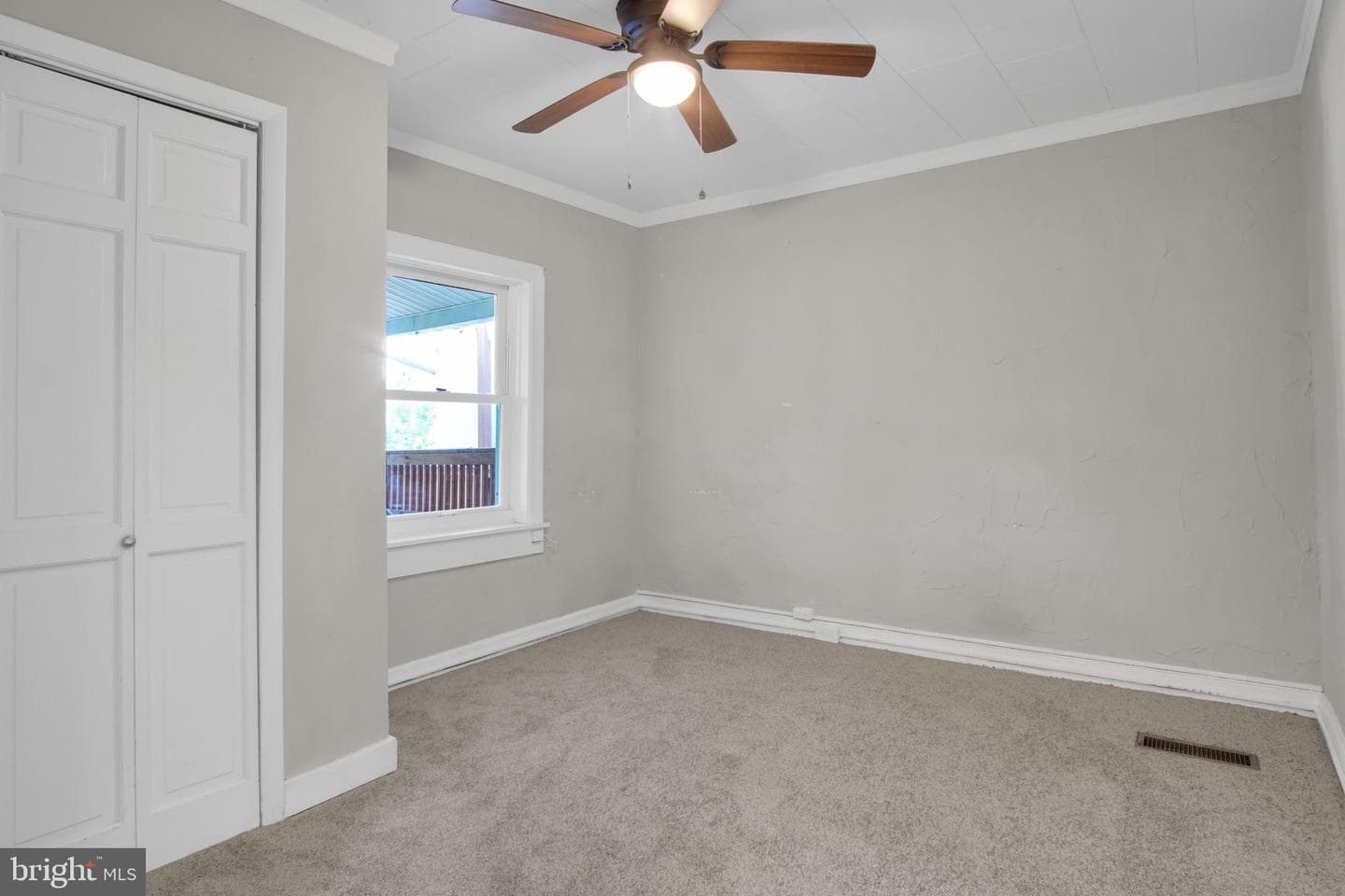 151 S East Street photo 15