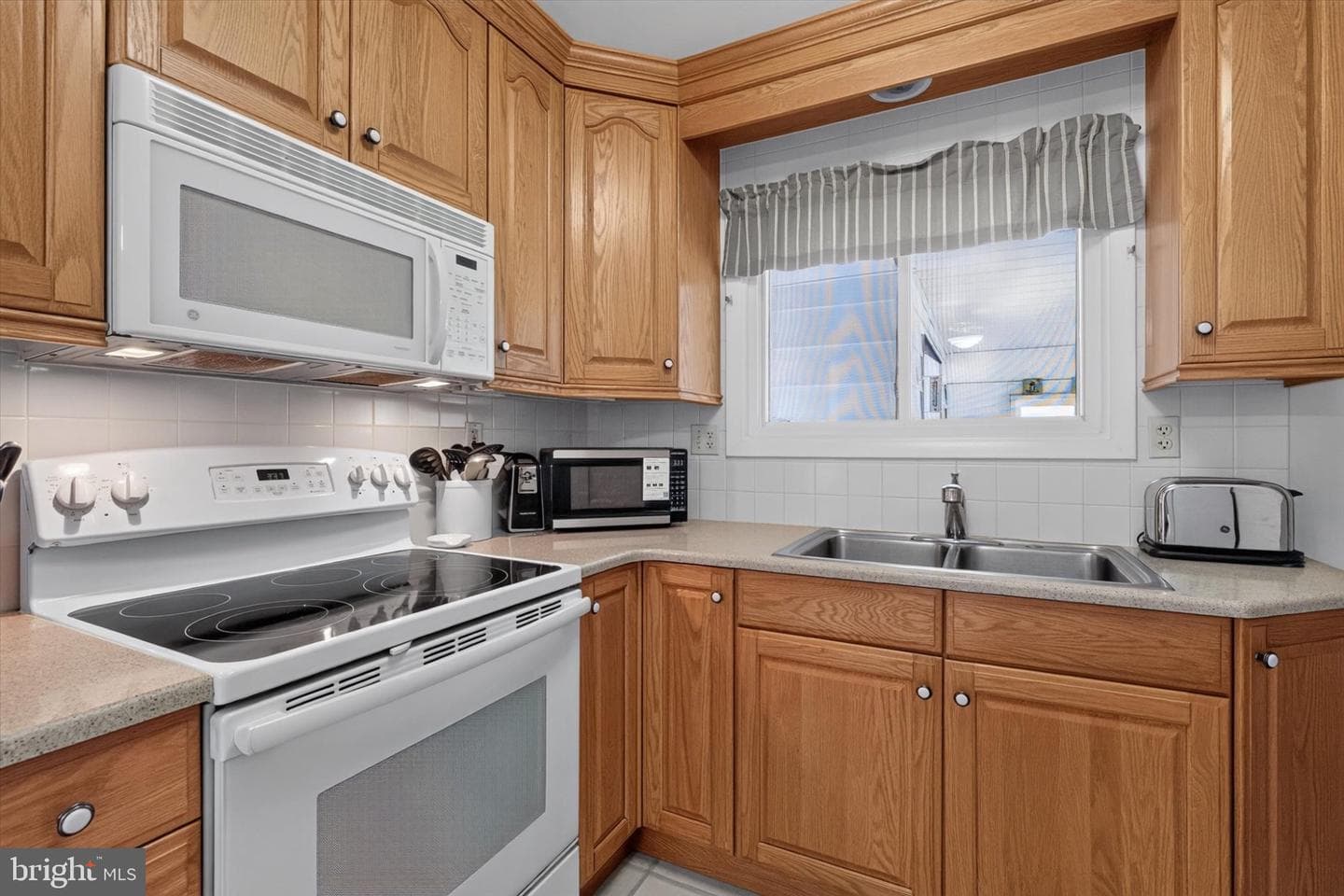 134 Yorkshire Drive photo 9