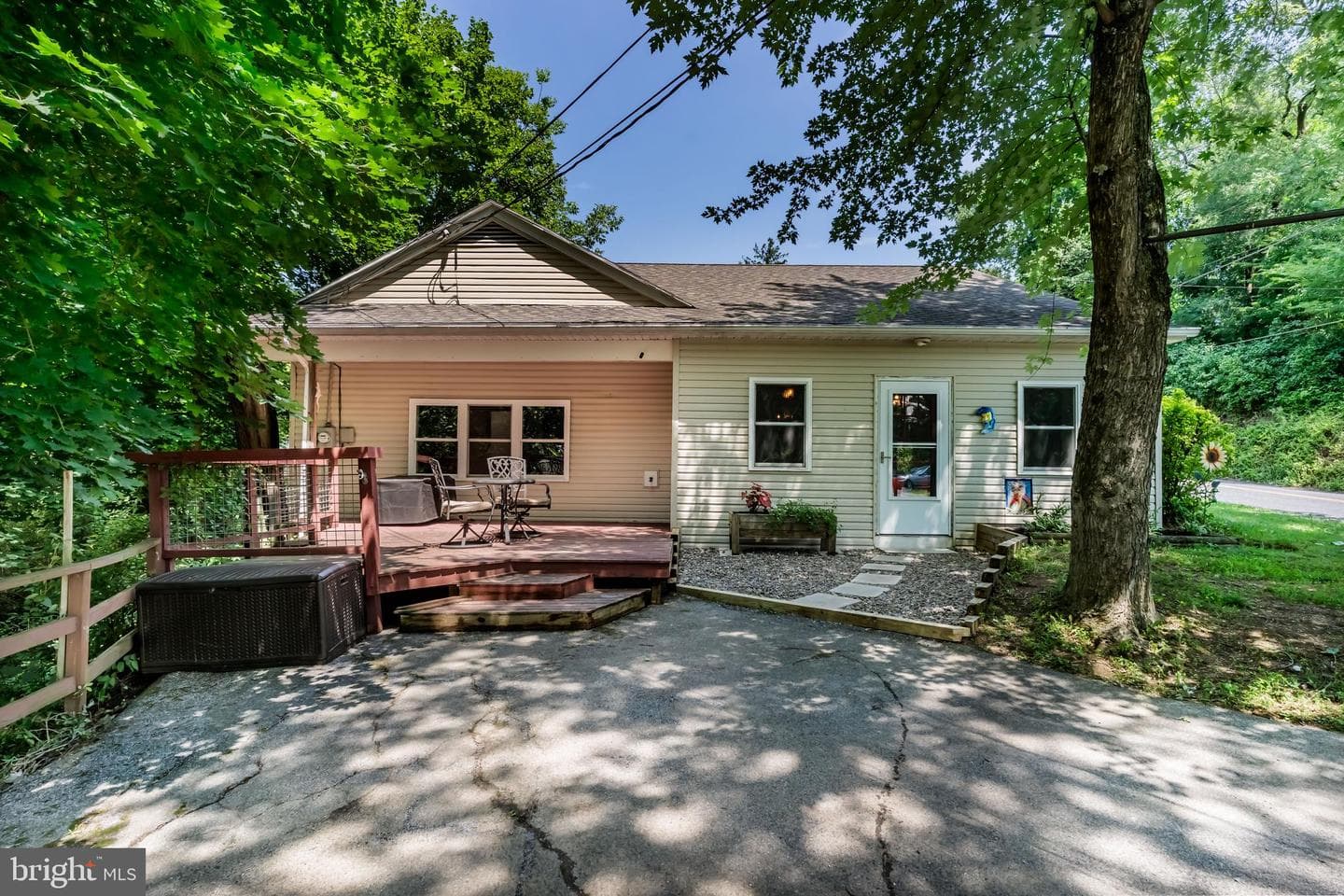 69 Pine Hill Road photo 1