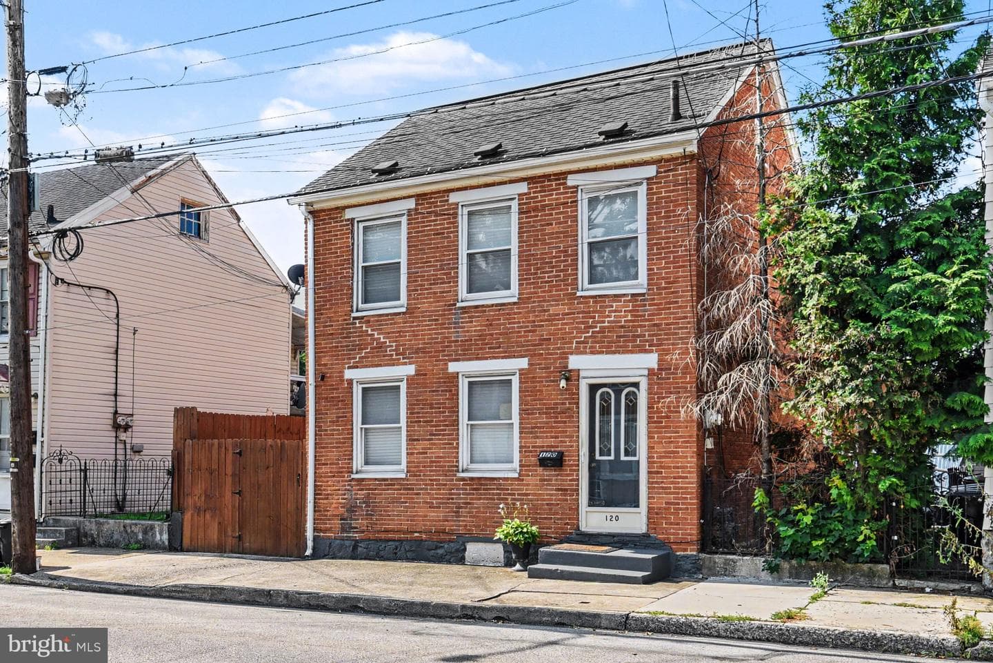 120 E North Street photo 26