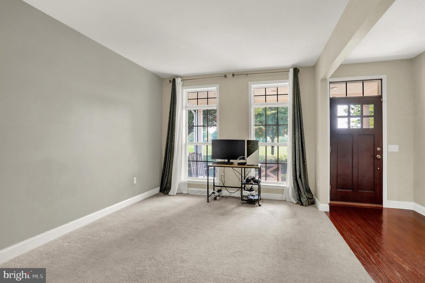 161 Walden Way photo 9