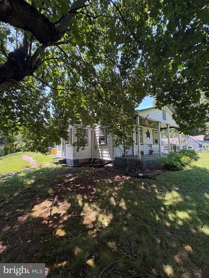 26 Fairview Street photo 3